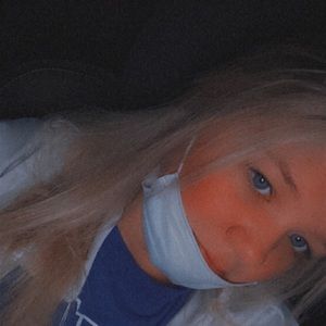 Meet your Posher, Kortney